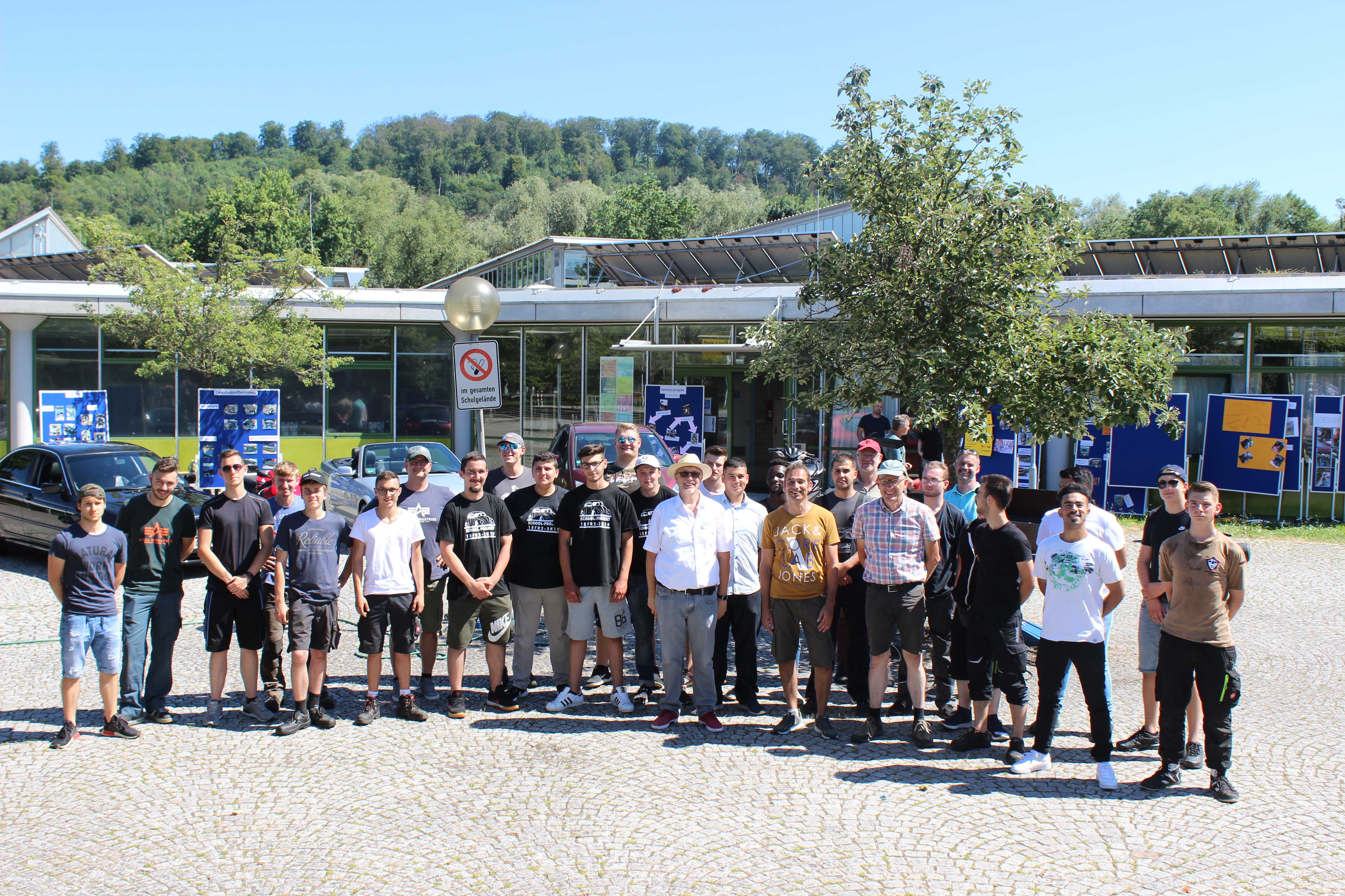 Read more about the article Kfz-Sommer-Event 2019 – Autos, Essen, tolles Wetter!